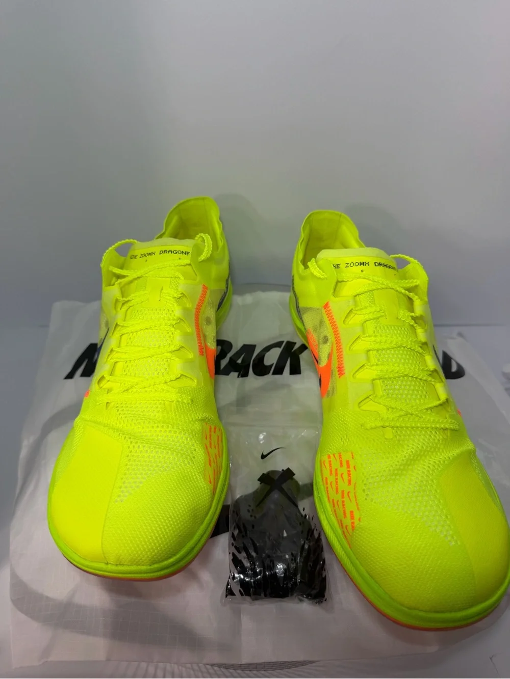 Nike Men’s Neon Yellow Zoom Racing Shoes size 12 new W